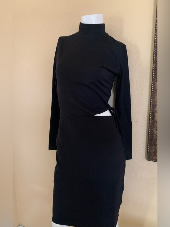Susana Monaco Dresses & Skirts - Susana Monaco Black Long Sleeve Dress